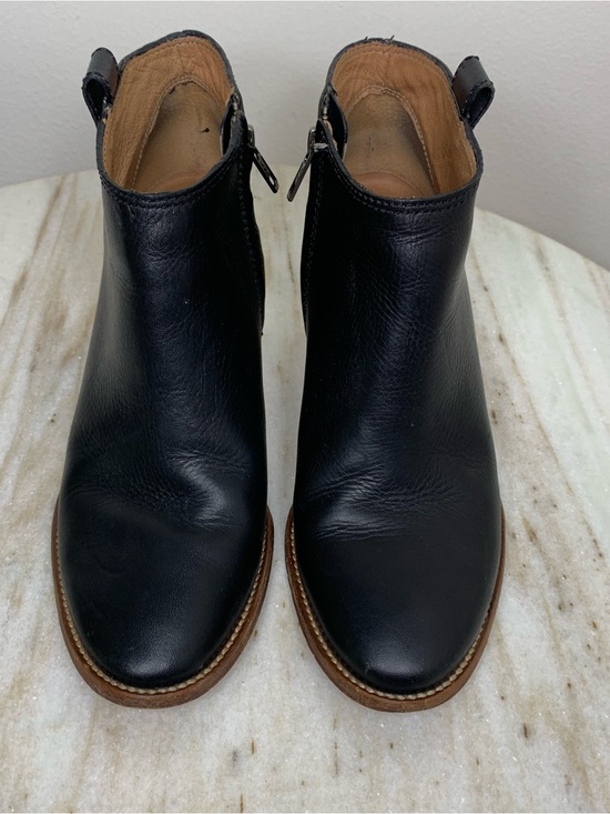 Madewell Shoes - Madewell boot ankle “The Billie” black Leather style f5044 Stacked Sole